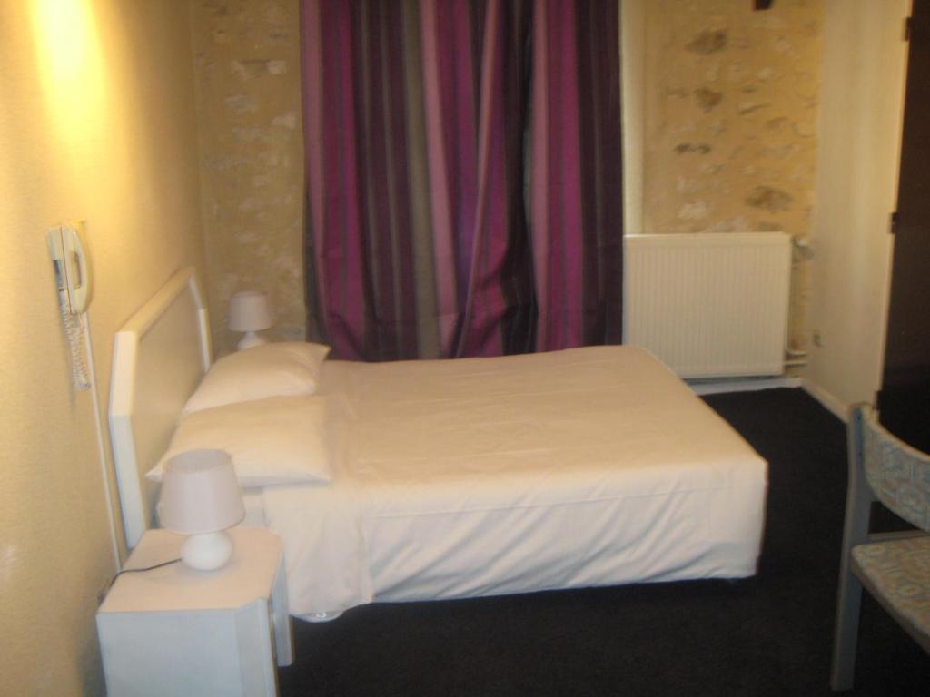 Hotel Restaurant Du Mee Le Mée-sur-Seine Room photo