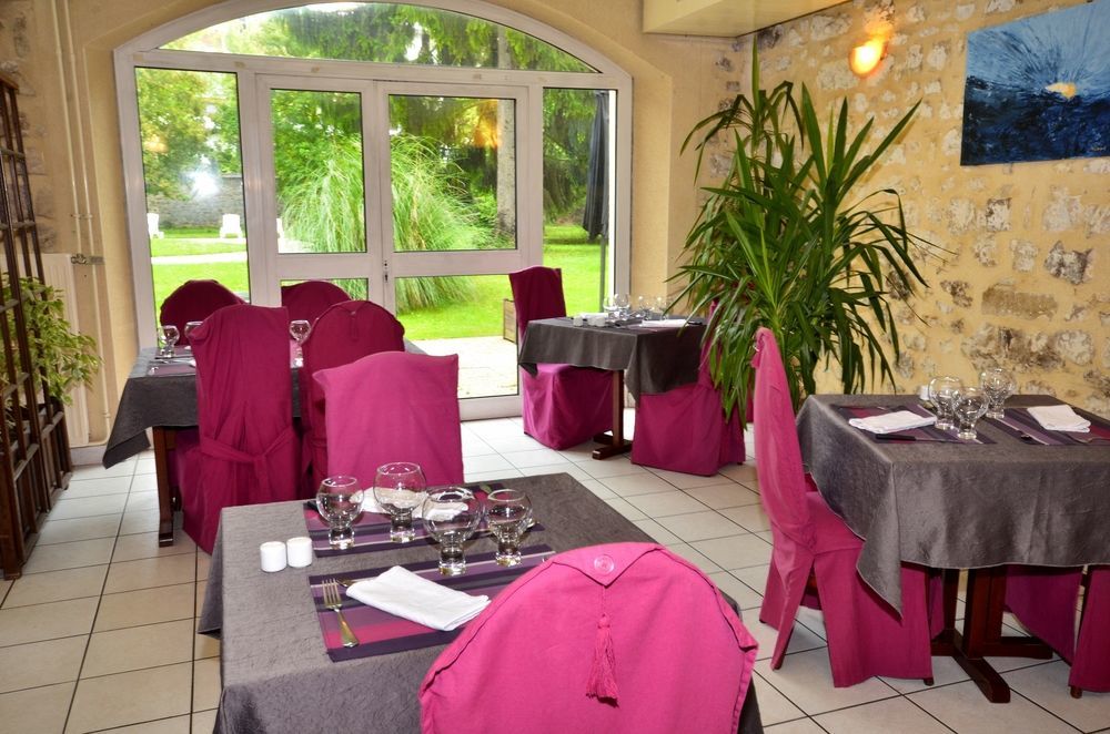 Hotel Restaurant Du Mee Le Mée-sur-Seine Exterior photo